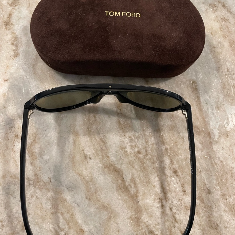 Tom Ford Black Frame “Sergio” Polarized Sunglasses with branded case - Picture 8 of 10